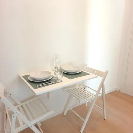아파트 Quiet And Bright, Oasis Of Peace In Ac, Wifi 밀라노
